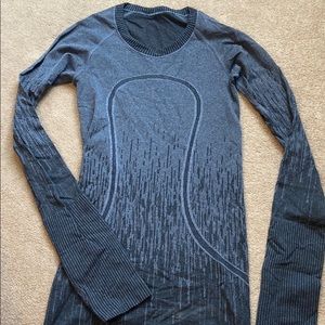 Lululemon swiftly tech long sleeve